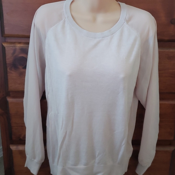 H&M sweater, sheer sleeves - Picture 2 of 6